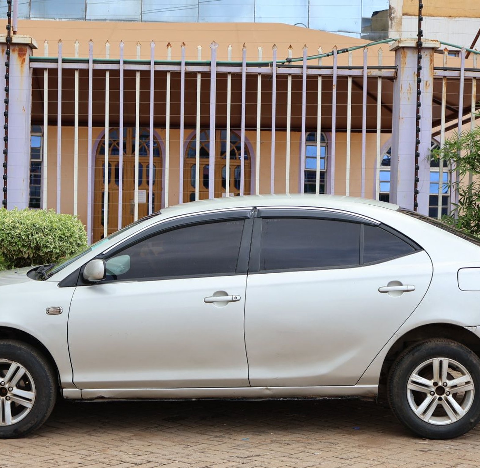 Toyota Allion KBT, YOM 2005 Model, Automatic, Rating 1800cc image