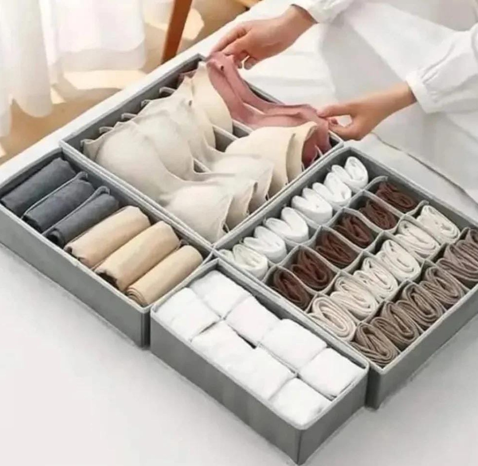 4 in 1  foldable  undergarments organizer image