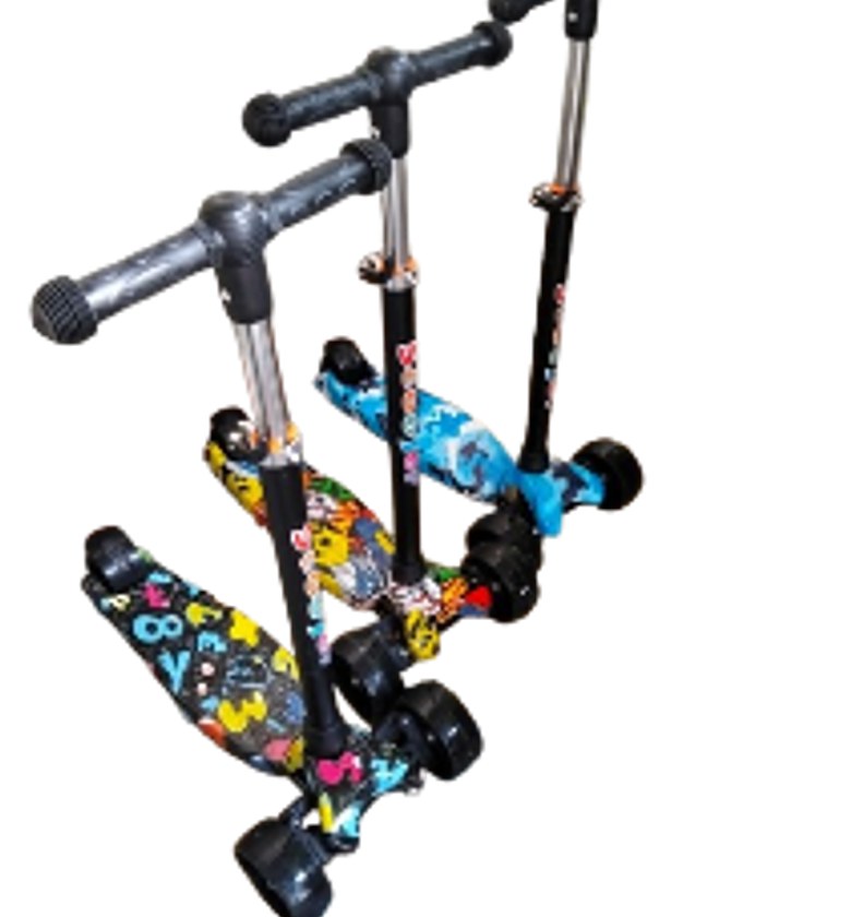 Three-Wheeled kids' scooter For children between the ages of 2 and 12 image