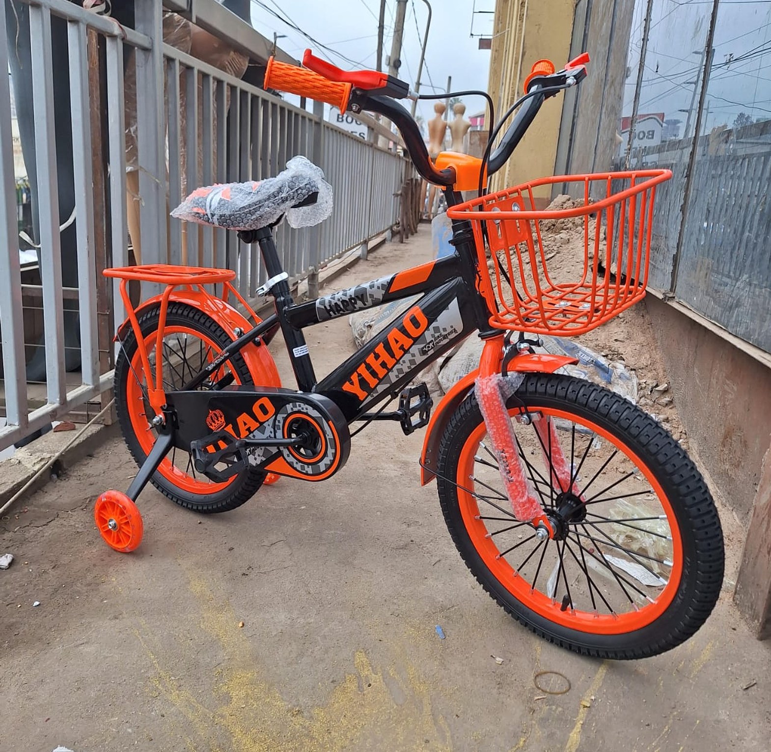 Kids Bikes . Bmx  Kids Bicycle Size 16 Between Age 5yrs to 10yrs image