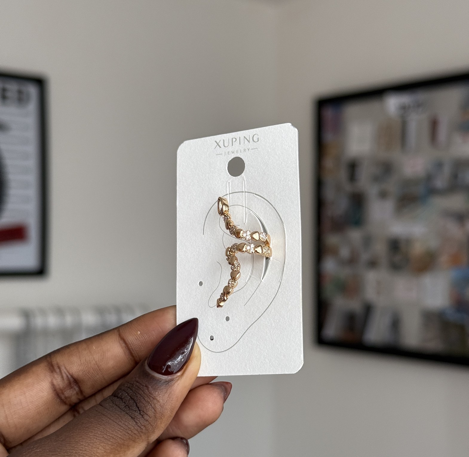 Sparkling Amour Vine Ear cuff image