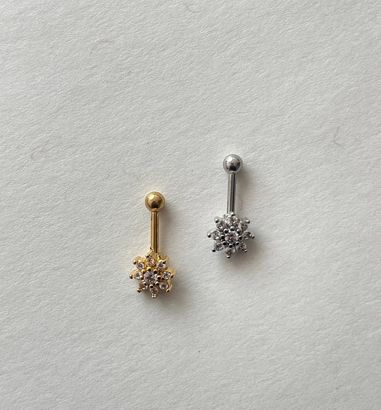  Sparkling Floral Burst Helix Piercing Stud image