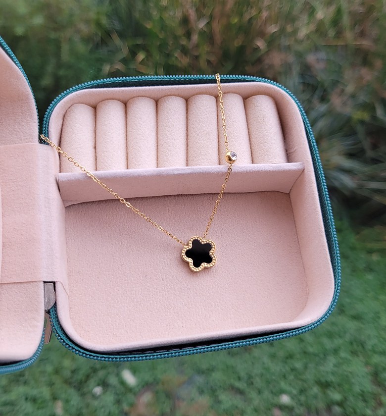 Star necklace  image