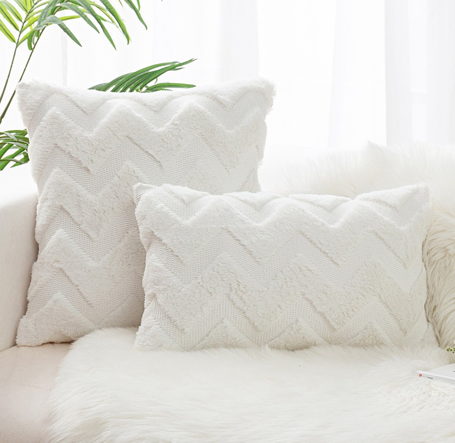 Wave Pattern Luxey Pillowcase image