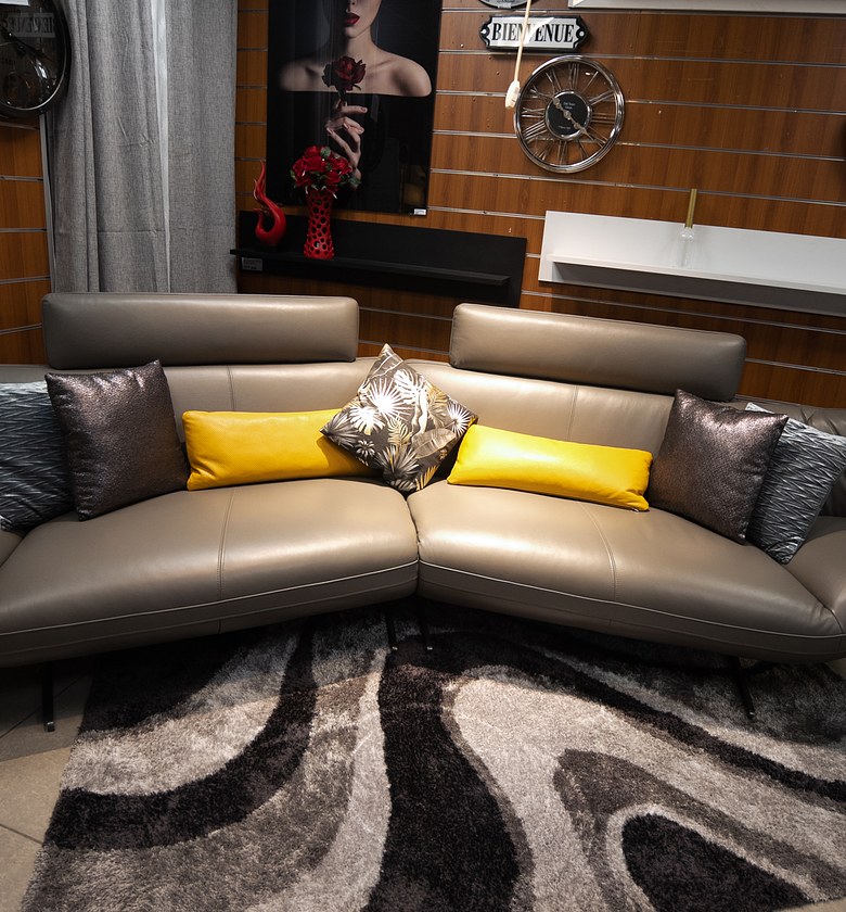 SOFA LEATHER BANANA SHAPE image