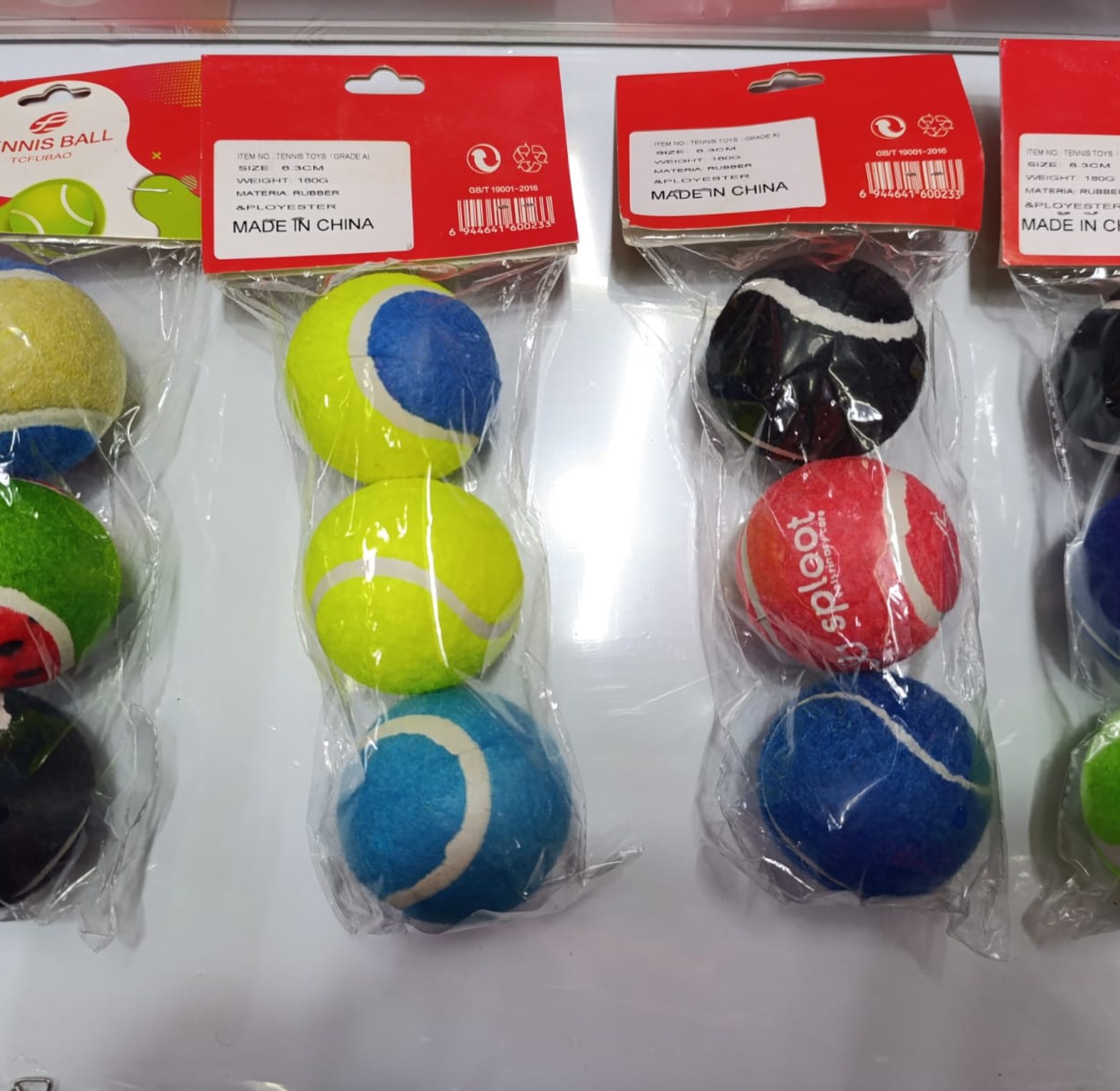 Tennis balls. 3pcs Training And Playing Tennis Balls (3pcs) image
