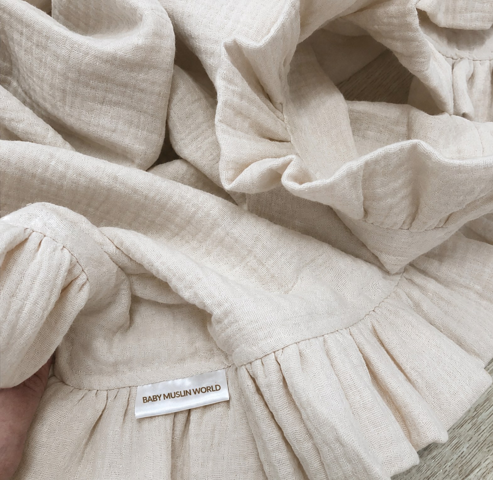 Heirloom 6-Layer Muslin Blanket  image