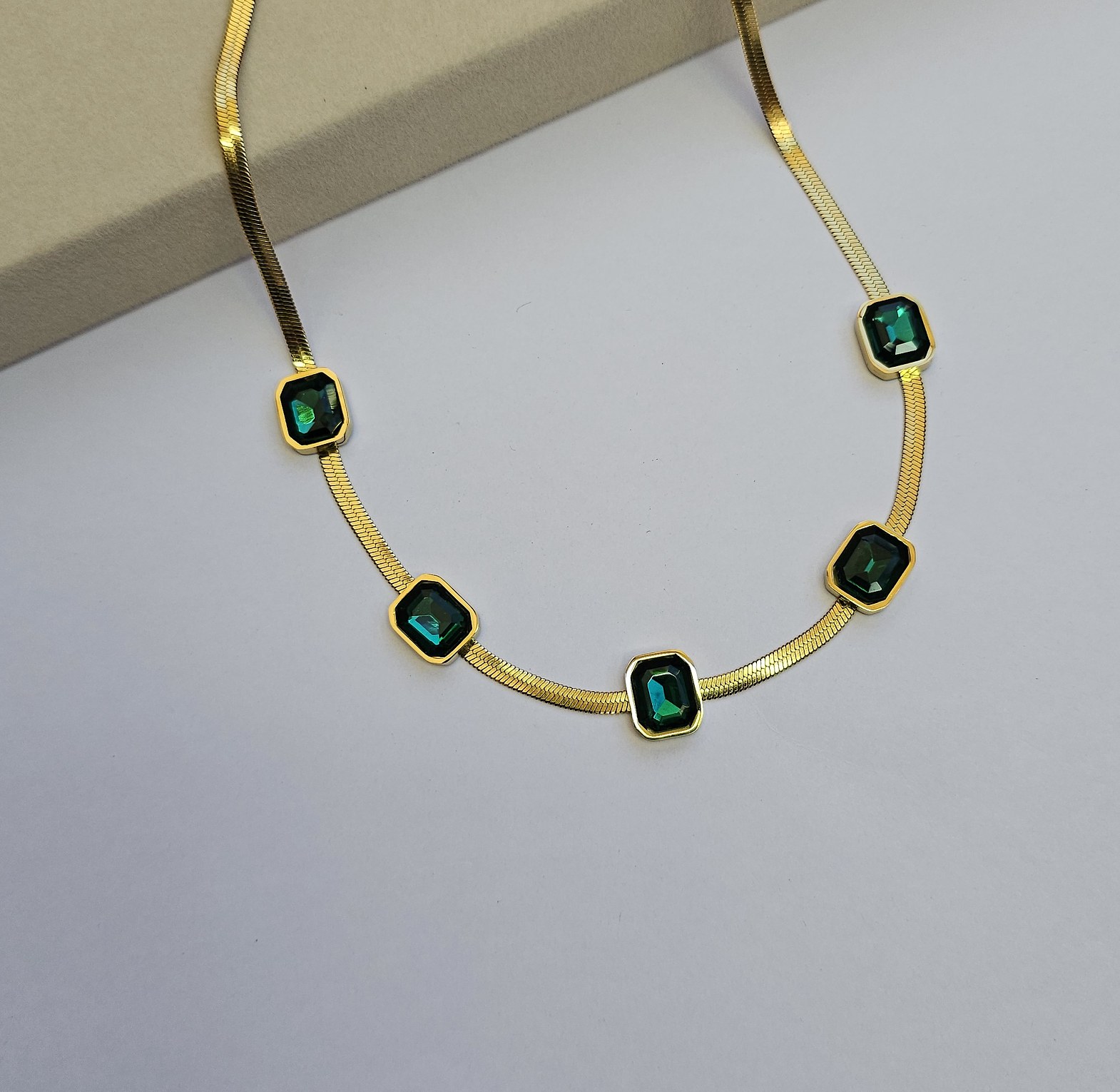 Annette emerald Green necklace  image