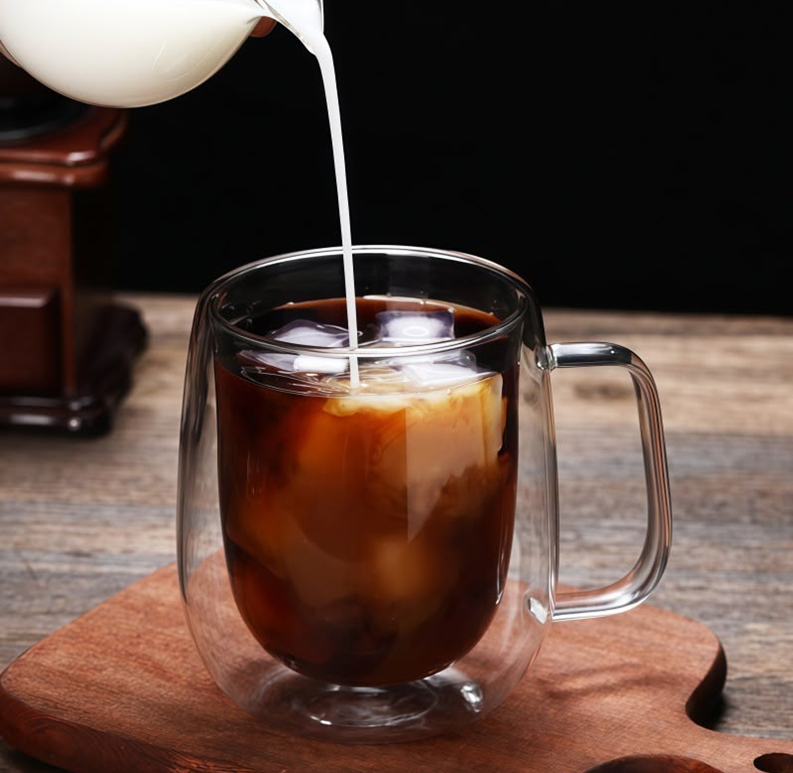 Elegant Double-Wall Insulated Glass Mug image