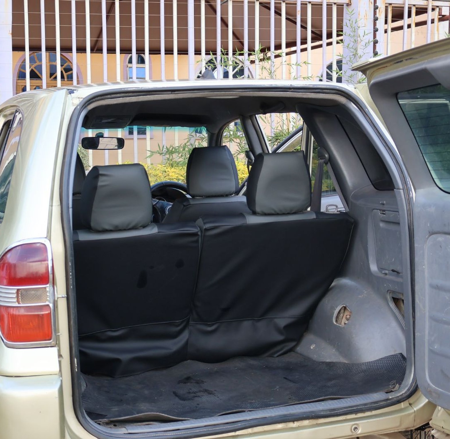 Toyota Rav4 KBJ, YOM 2002 Model,  Automatic image