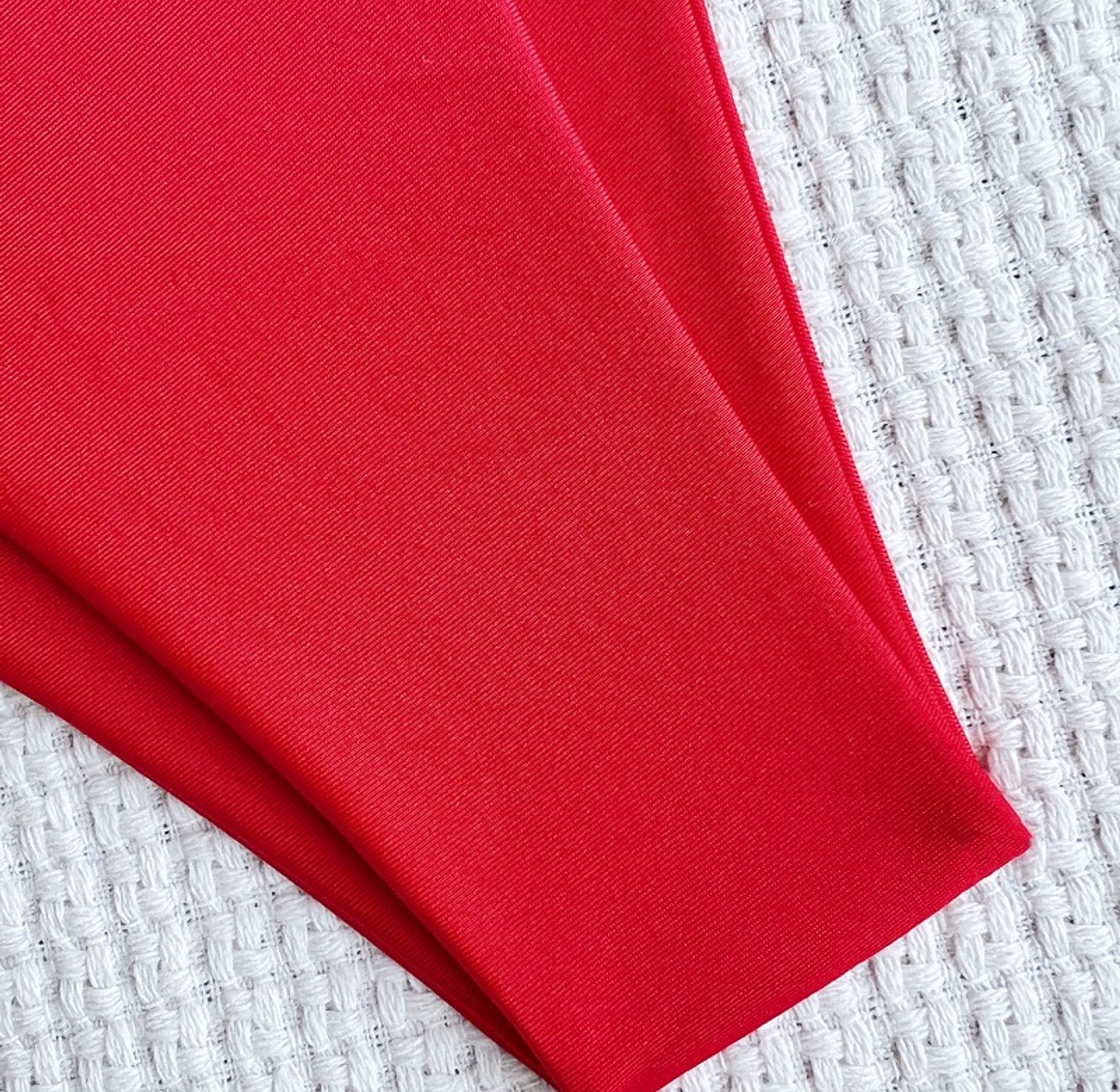 H1710709 Beachwear image