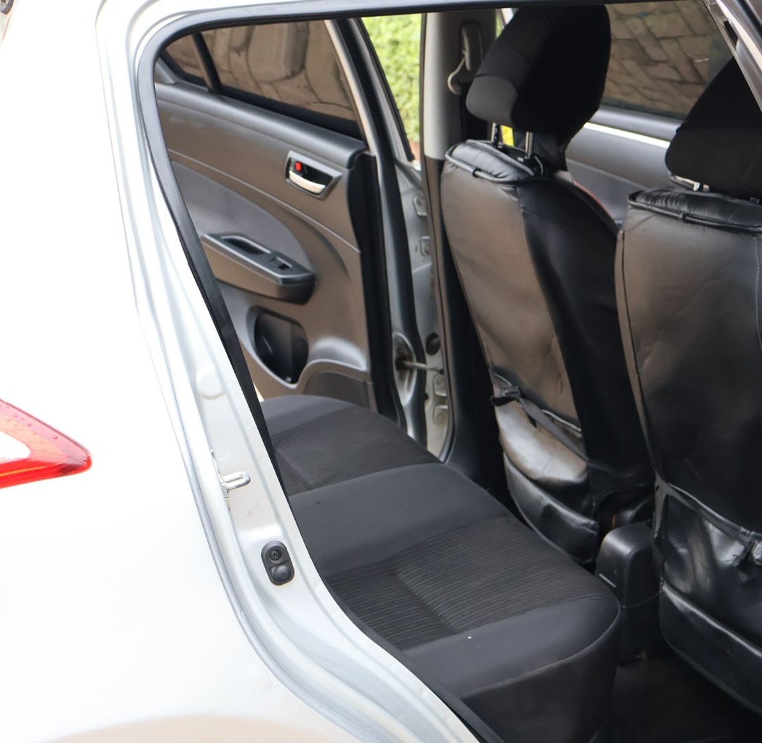  Suzuki Swift KDG, YOM 2014 Model, Automatic, Rating 1300cc image