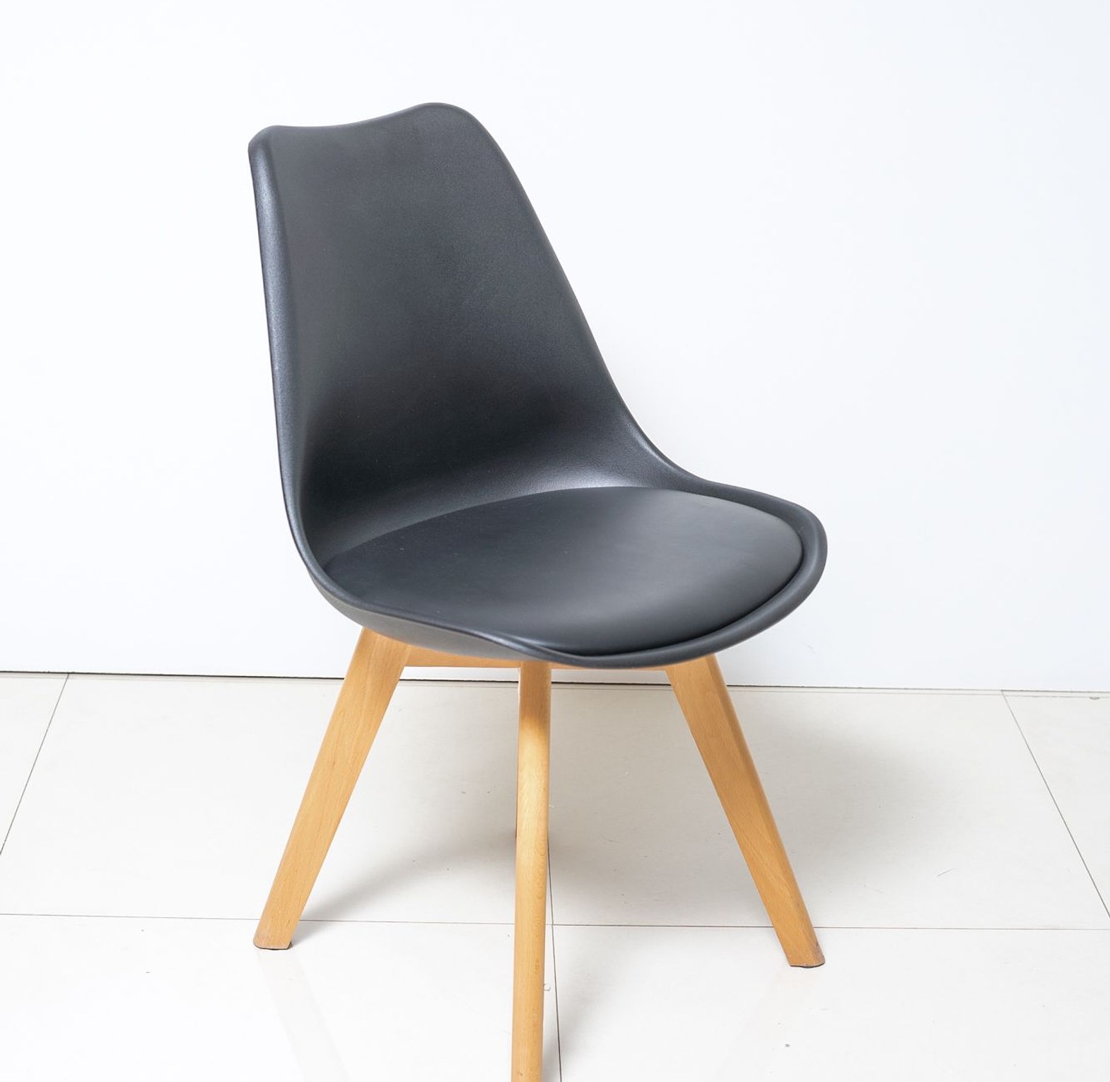 CHAIR + CUSHION WOOD LEGS image