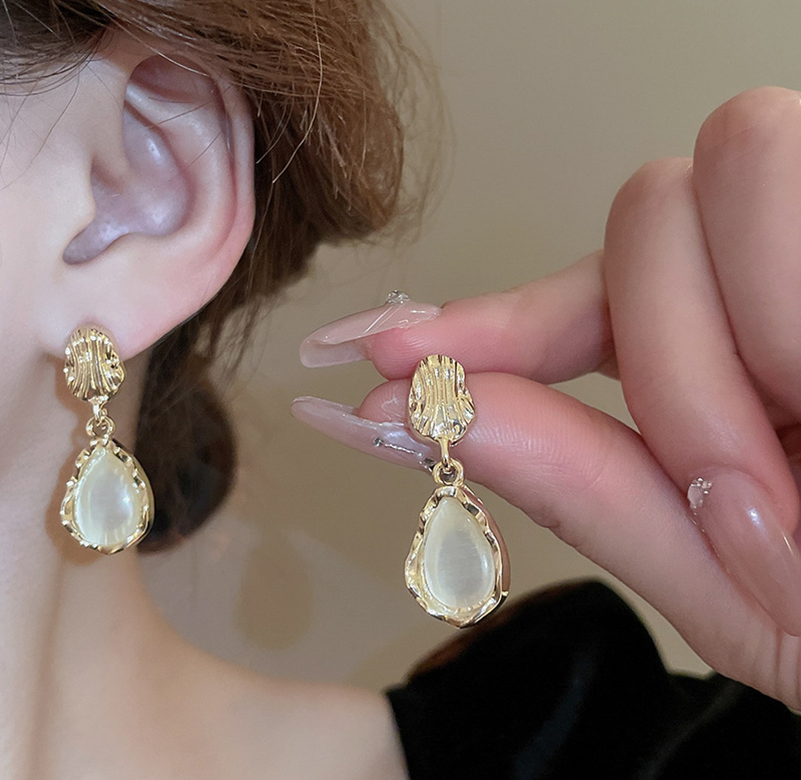 Opal white drop earrings  image