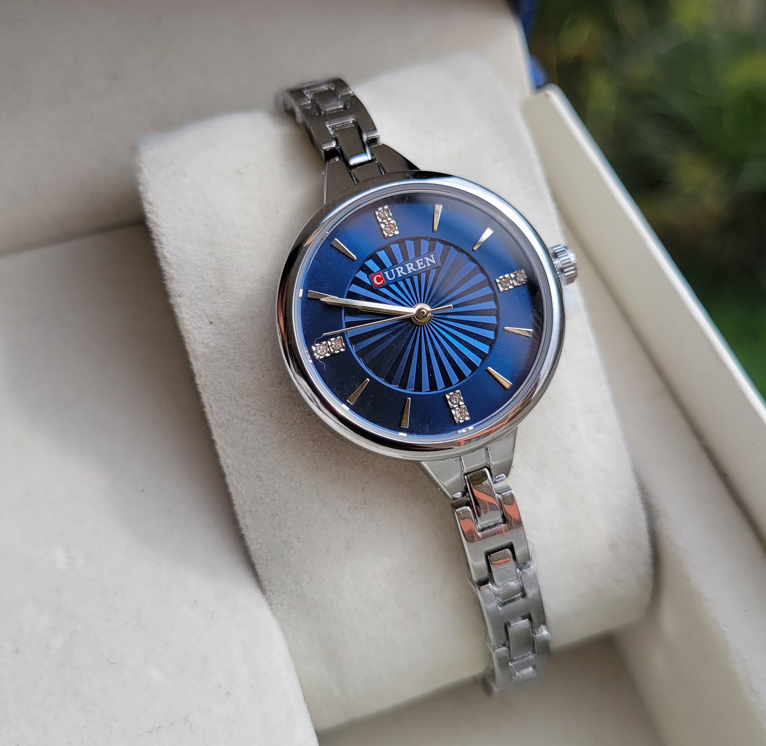 Curren watch image