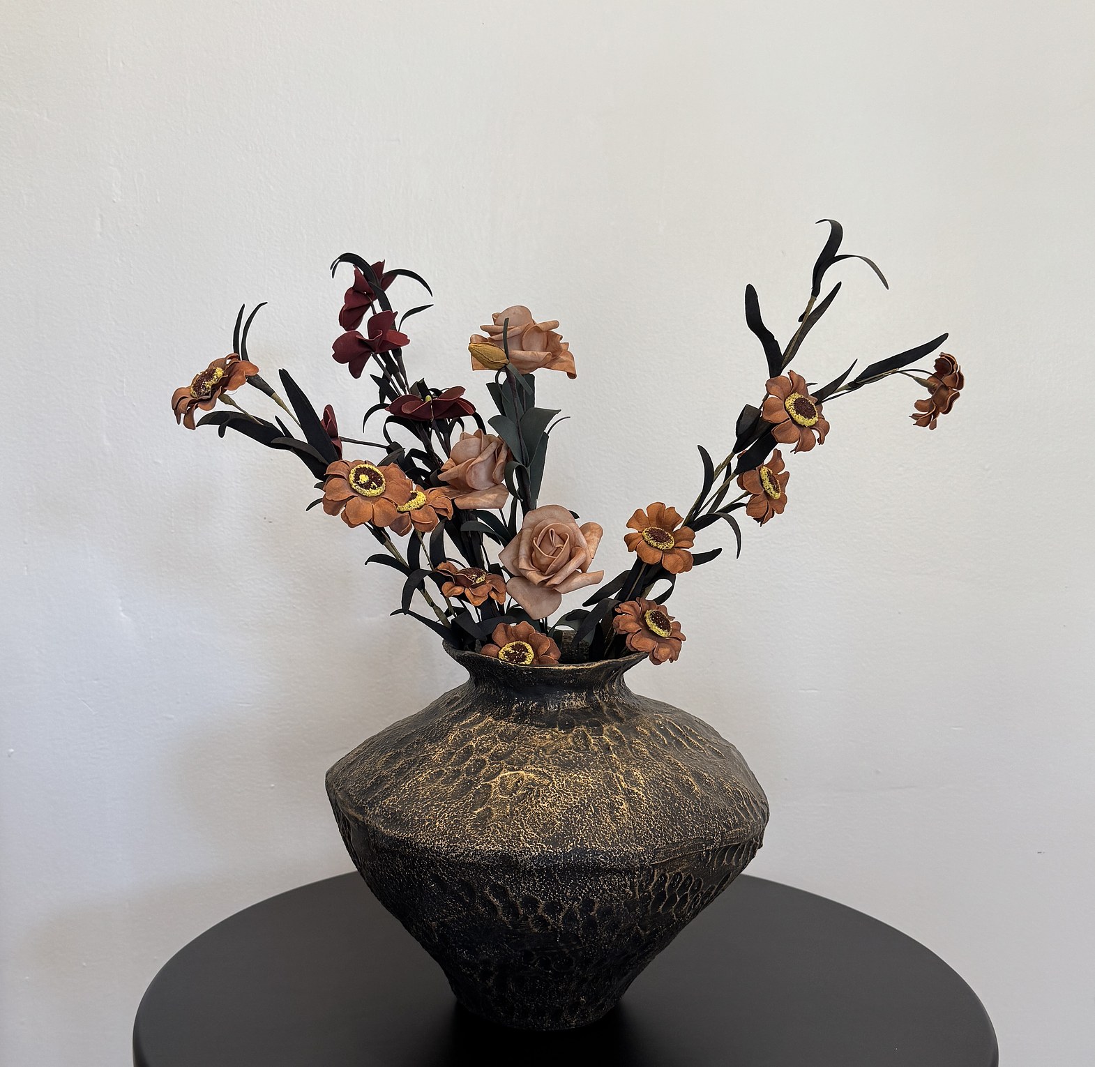 Vintage resin flower vase. image