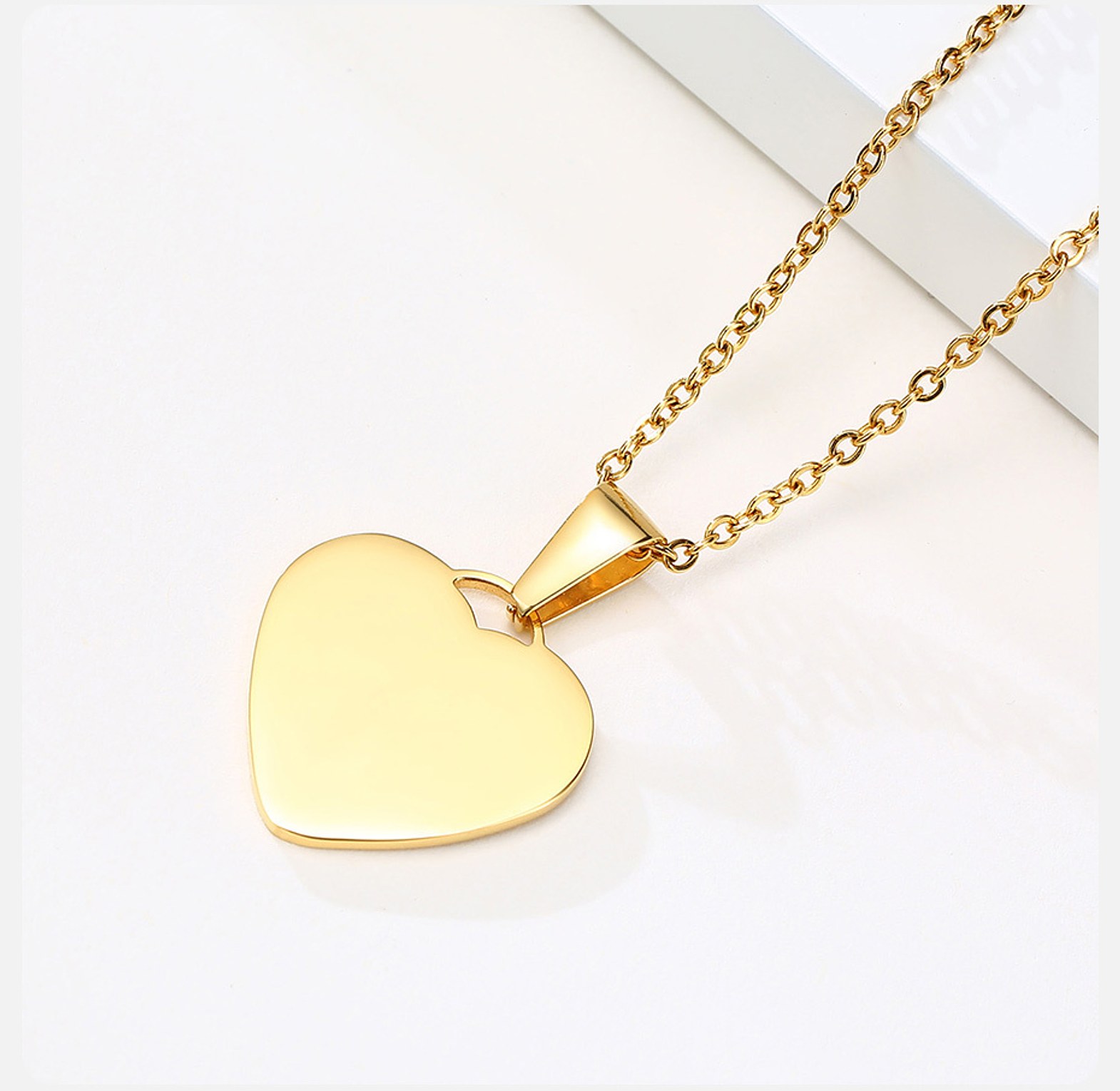 Customized Heart Pendant Necklace  image