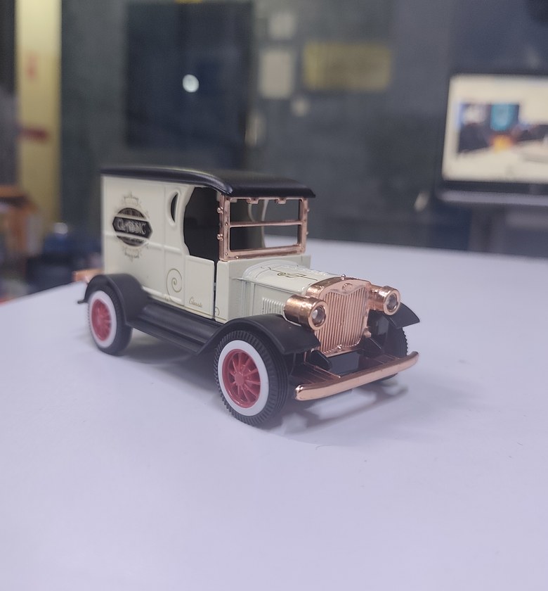 Vintage Die-Cast Classic Delivery Van Model | Premium Metal Collectible Car for Home & Office Decor | Antique Style Gift image