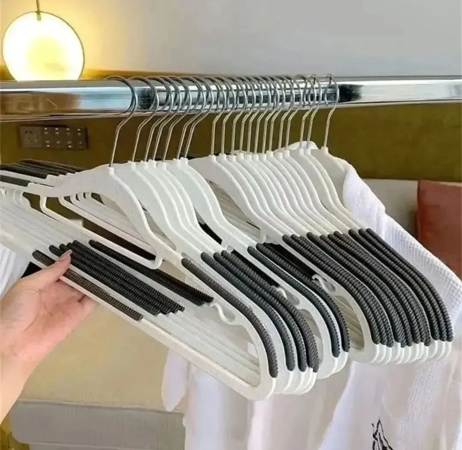 10-Piece Heavy-Duty Household Hangers Set image
