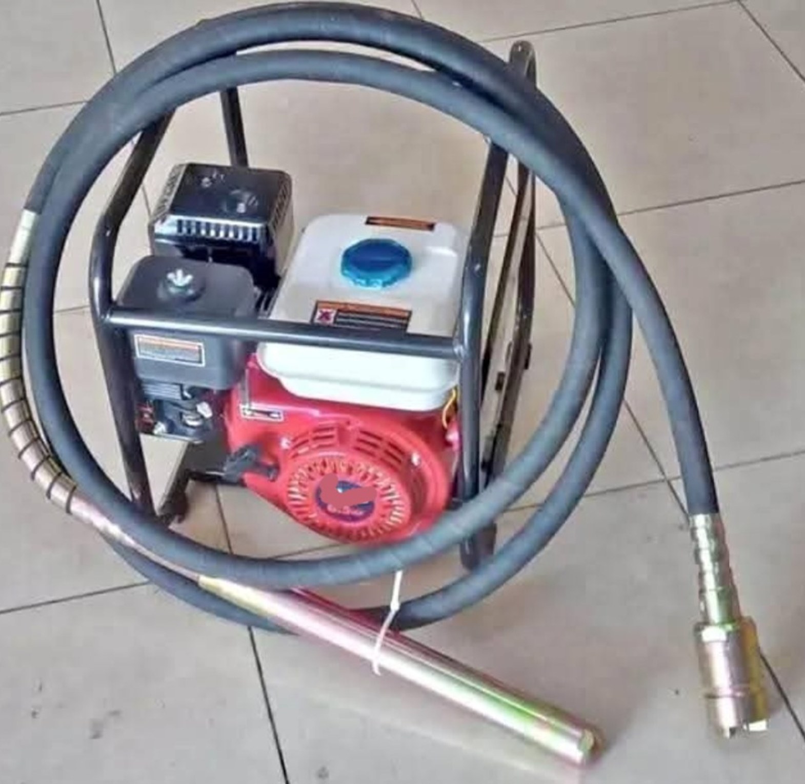 Kmax vibrator with poker image