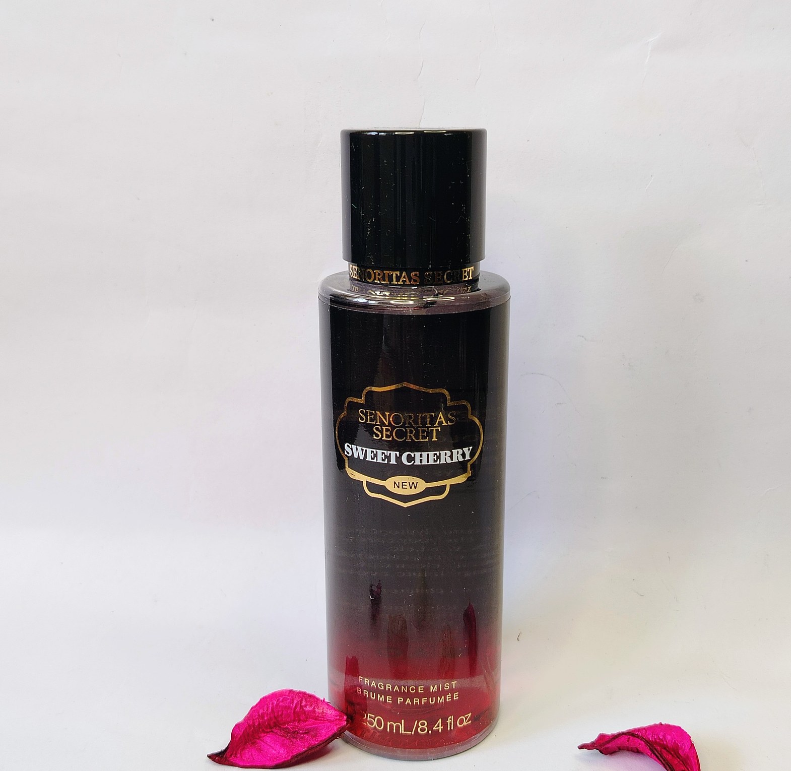 Senoritas Secret Cherry Elixir Body Mist  image