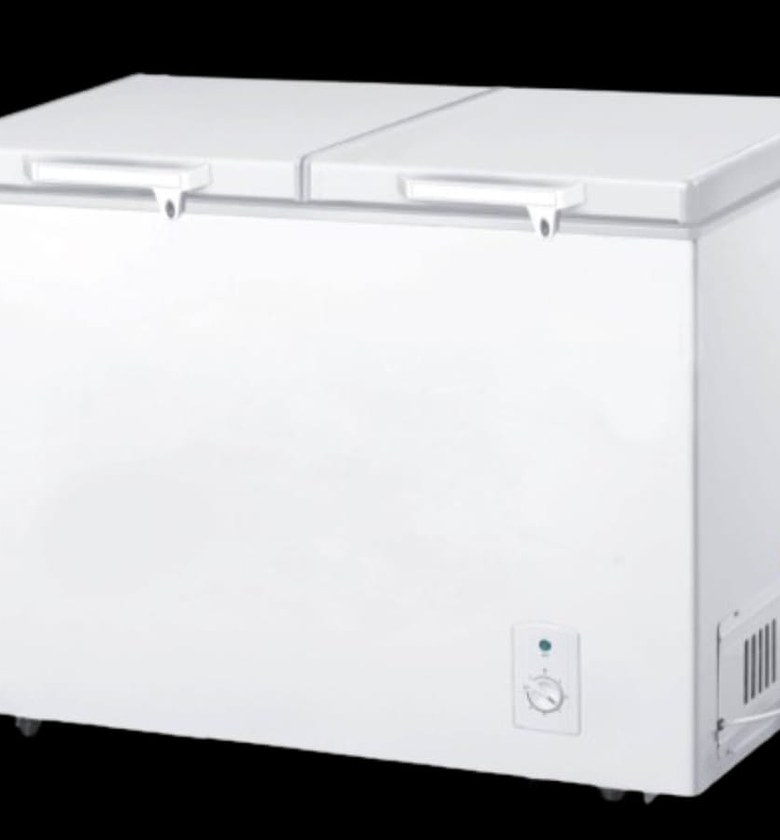 Jumbo size premier chest freezer-500L image