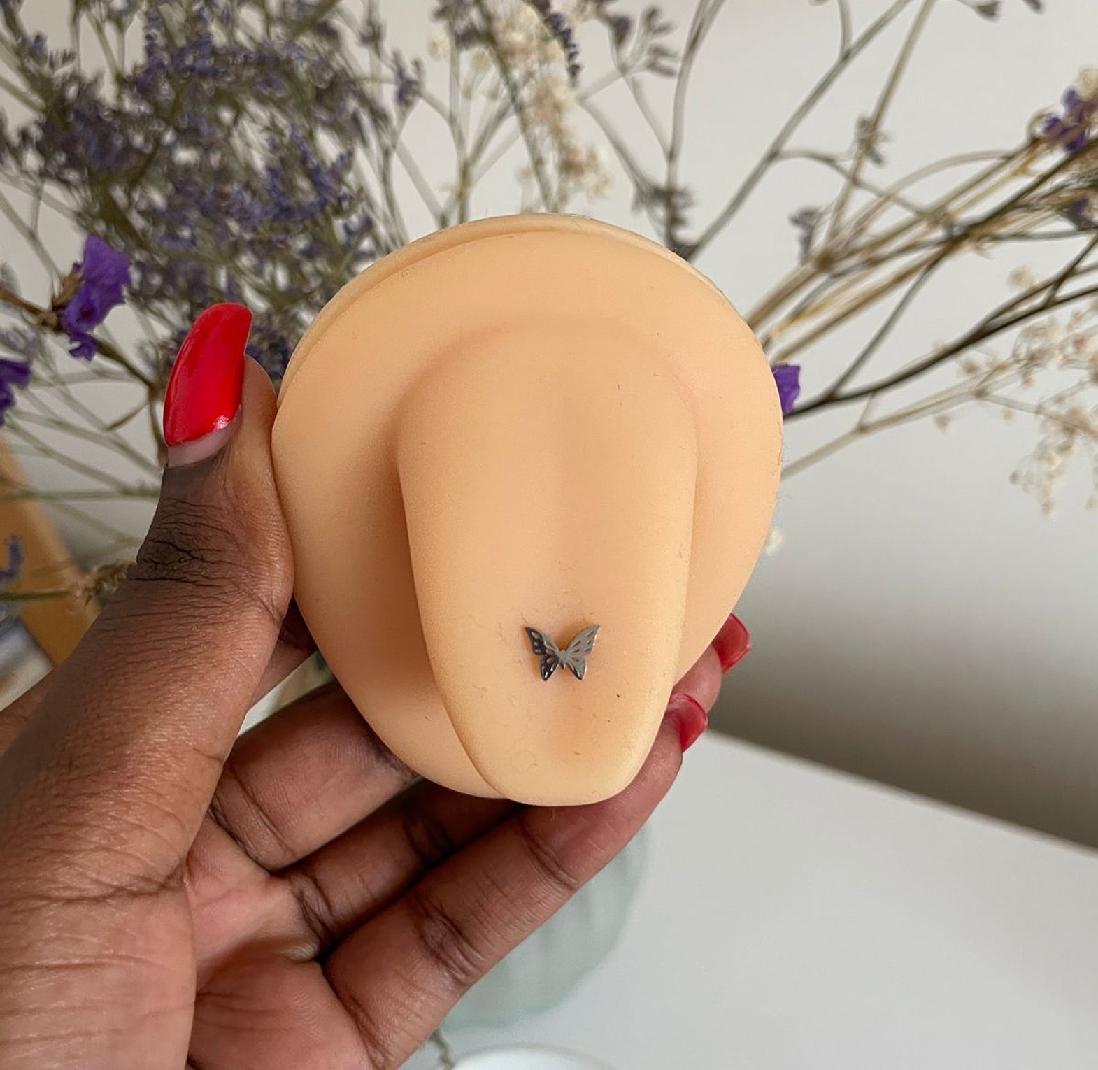 Wing Muse Tongue Ring image