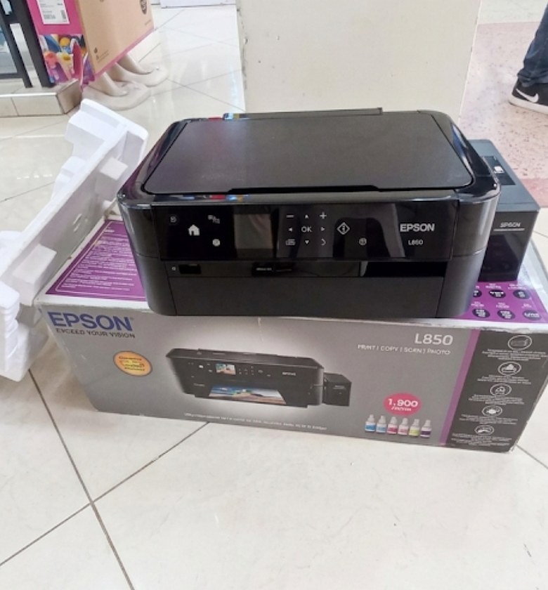 Epson printer machine L-850 image