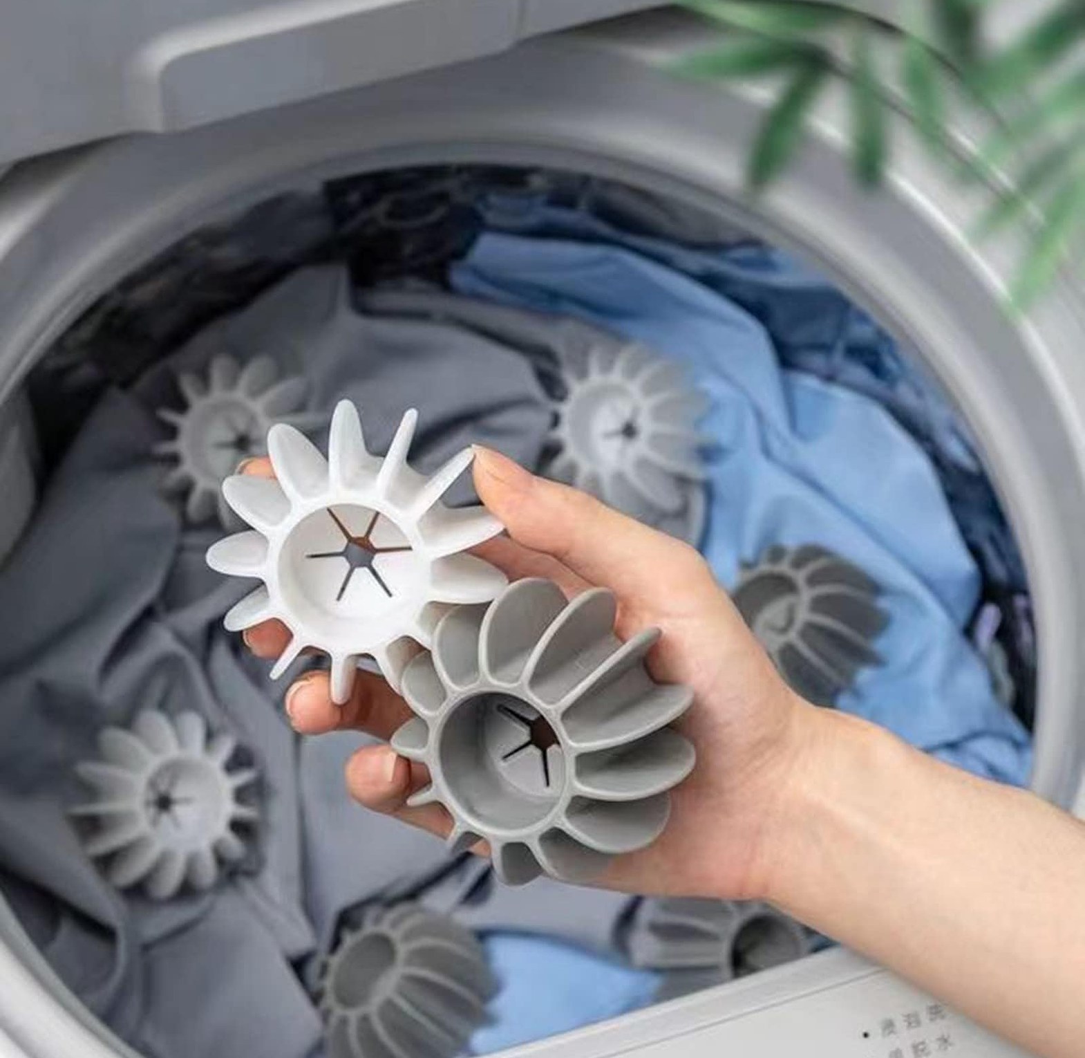 Anti-Winding Washing Machine Balls image