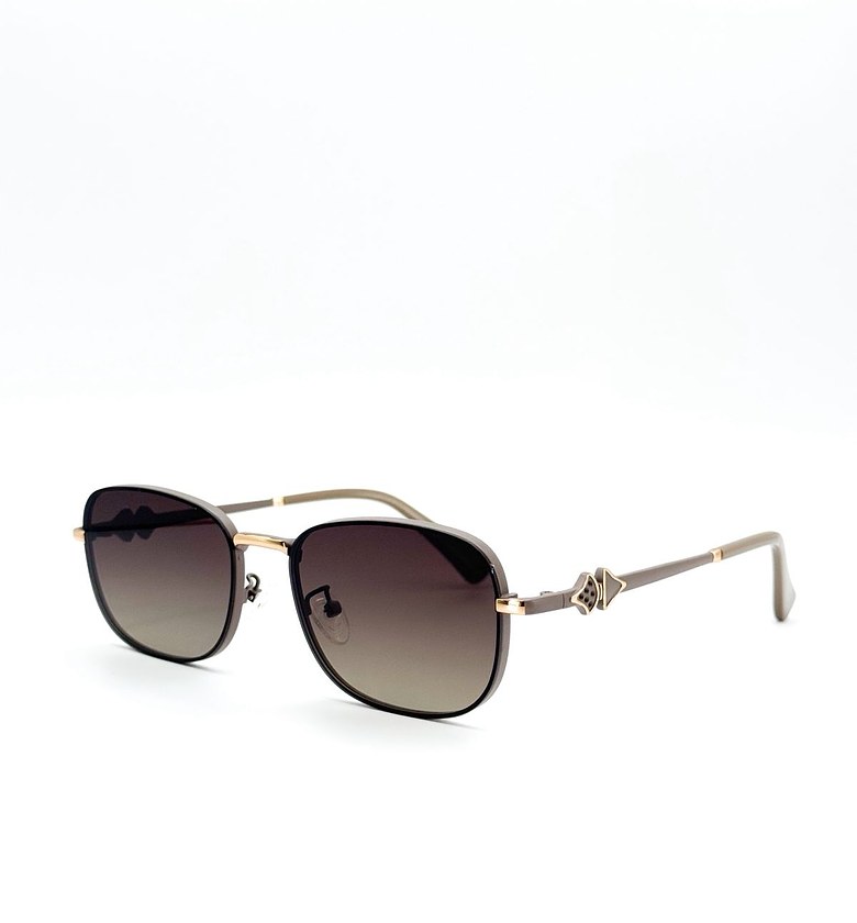 Gold Accent Gradient Rounded Square Sunglasses image