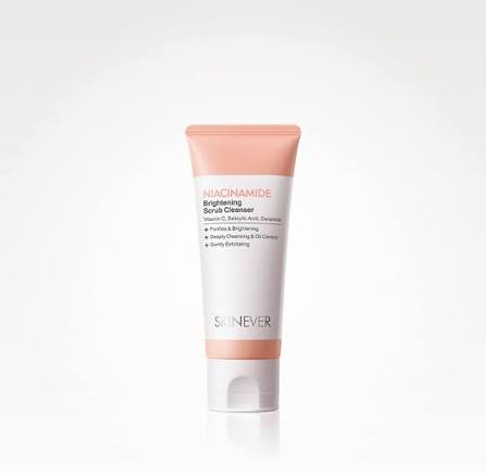 Skinever niacinamide skin brightening scrub cleanser image