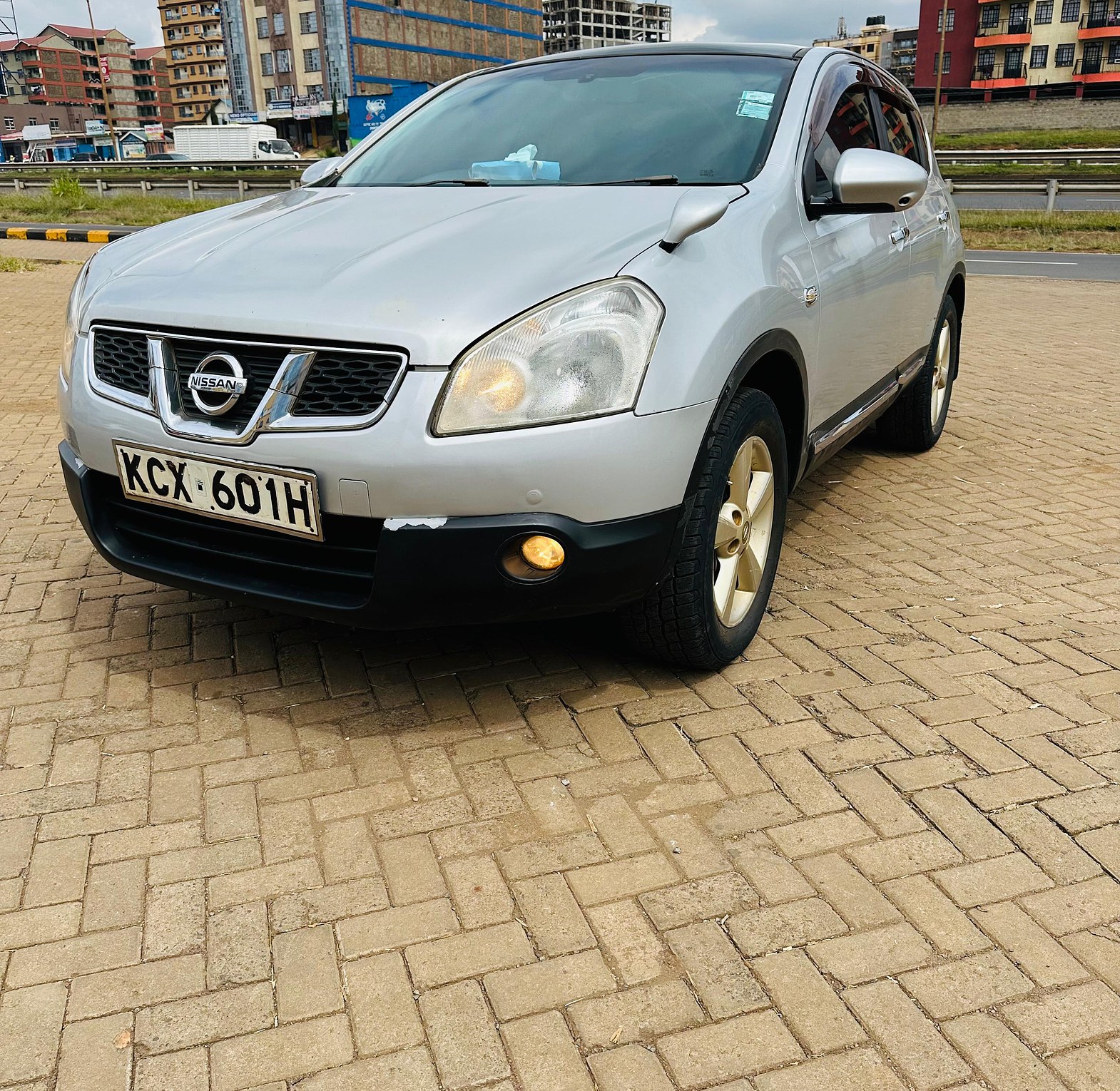 Nissan Daulis KCX, YOM 2012,  Automatic, Rating 2000cc, with Panoramic Moonroof image