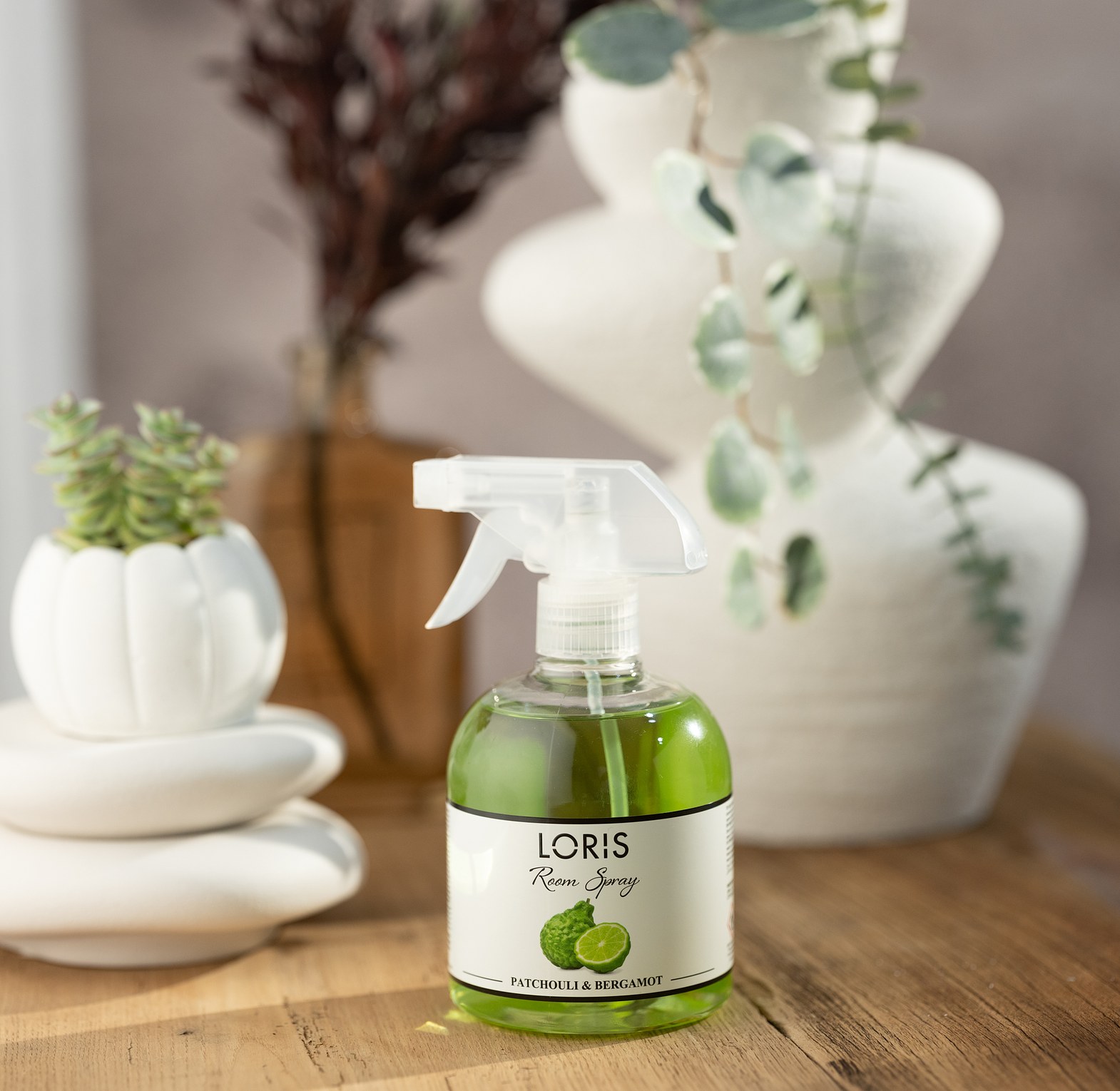 Loris Bergamot & Patchouli 500ml Room Spray image