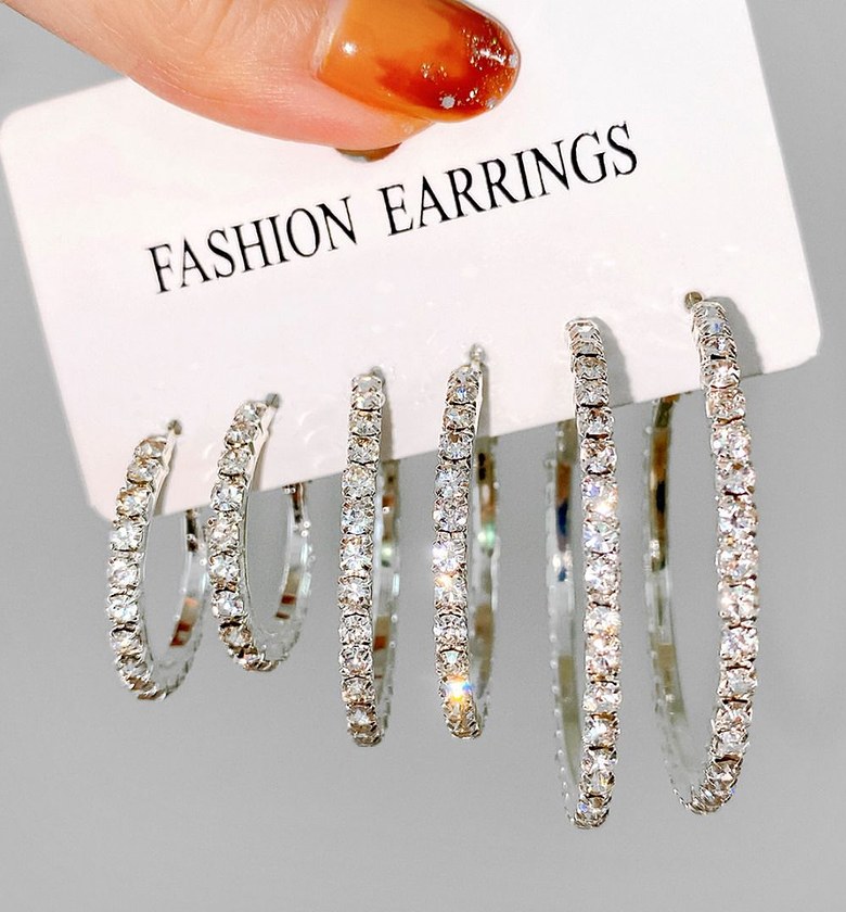 Elegant Sexy Hoop Earrings Set Embellished Alloy  image
