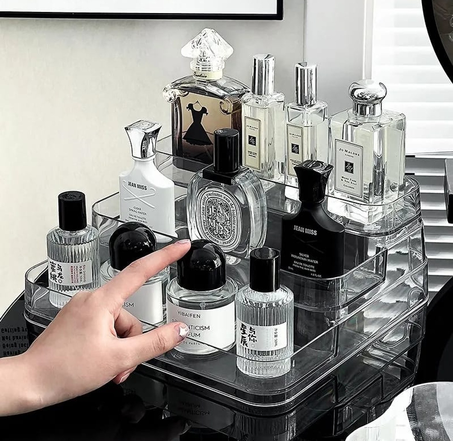  Acrylic Display Shelf Vanity Perfume Holder Organizer  image