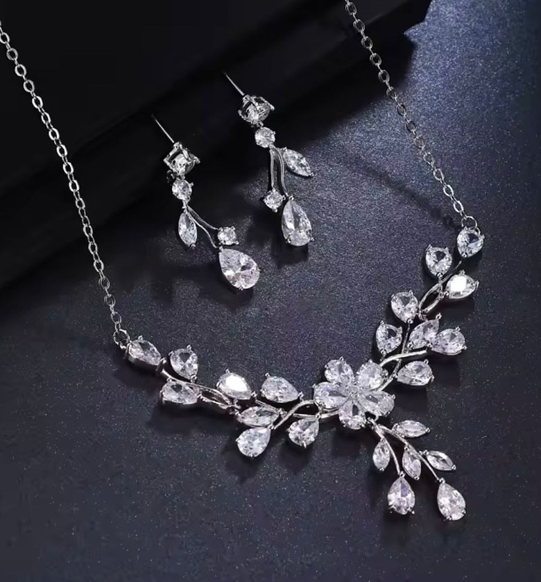 Secret Garden Marquise Jewelry Set image
