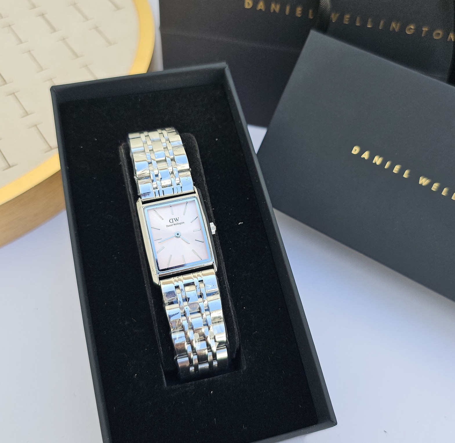 Daniel Wellington  image