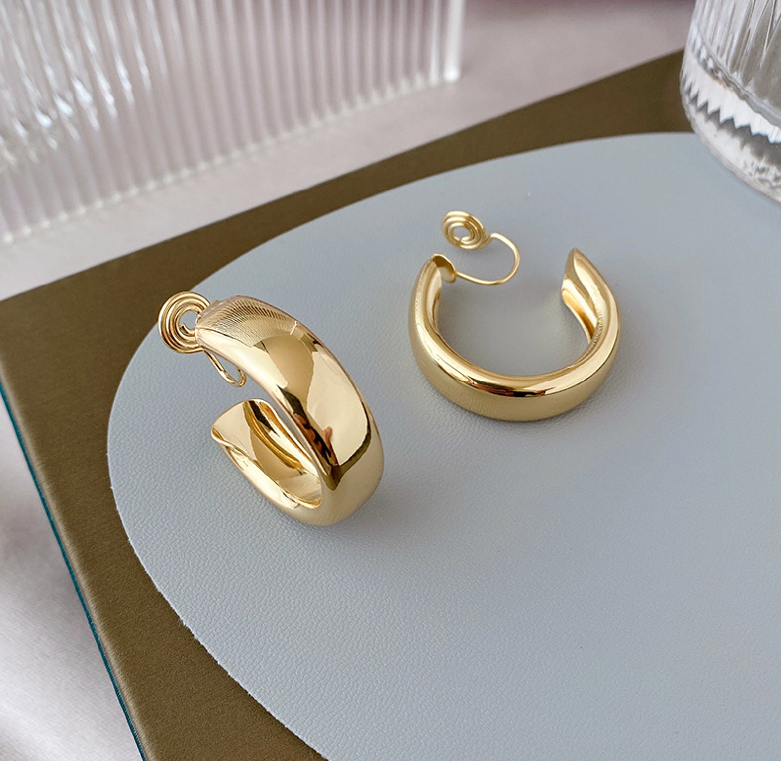 C clip on earrings image