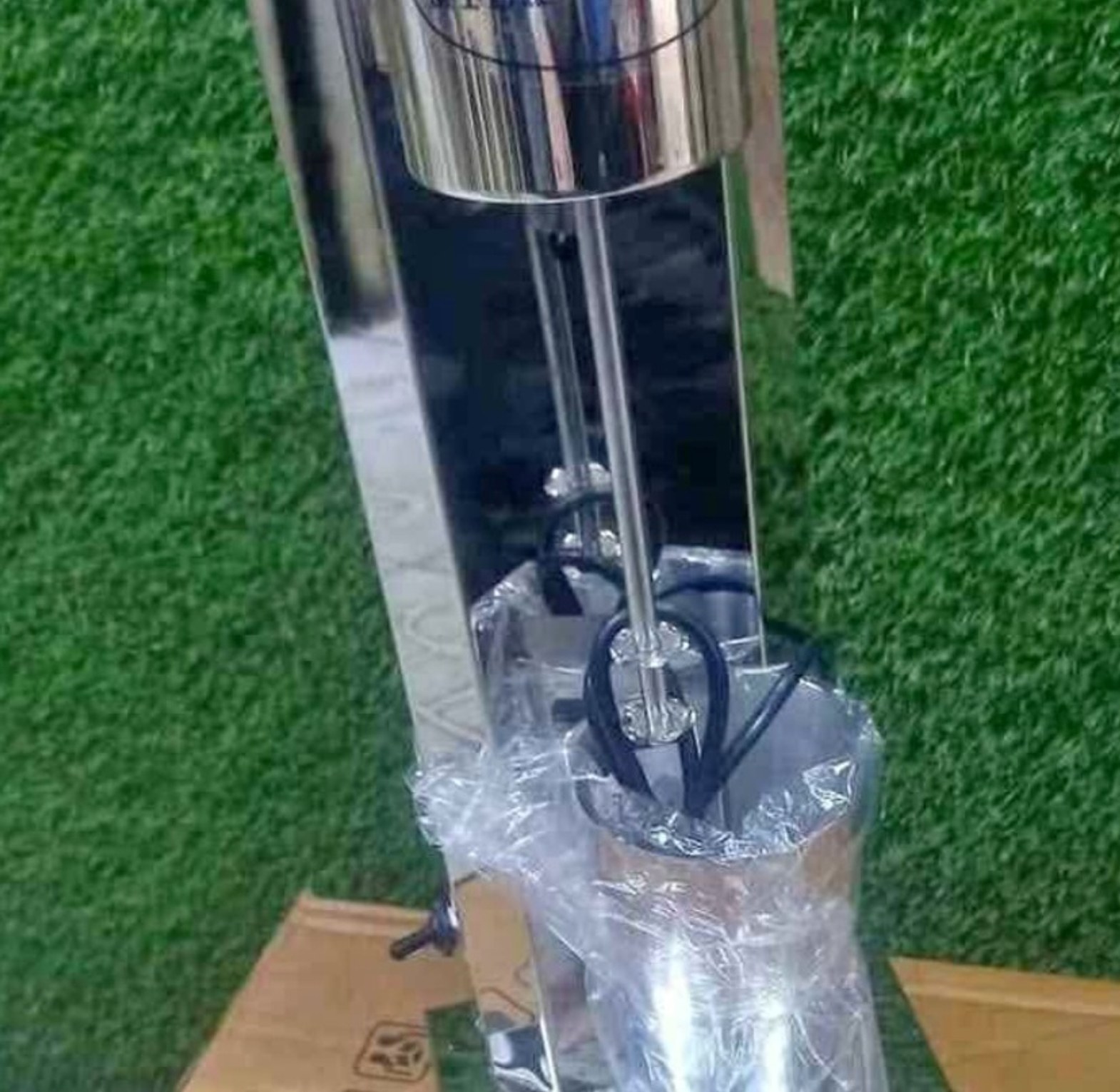 Single milk shaker image