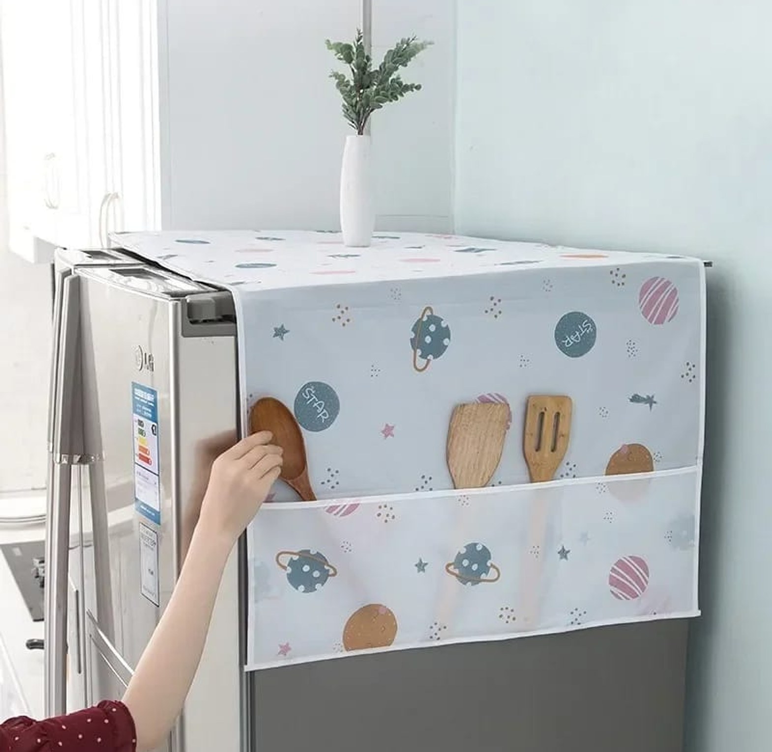 Universal Dustproof Refrigerator and Washing Machine Cover with Side Storage Pockets image