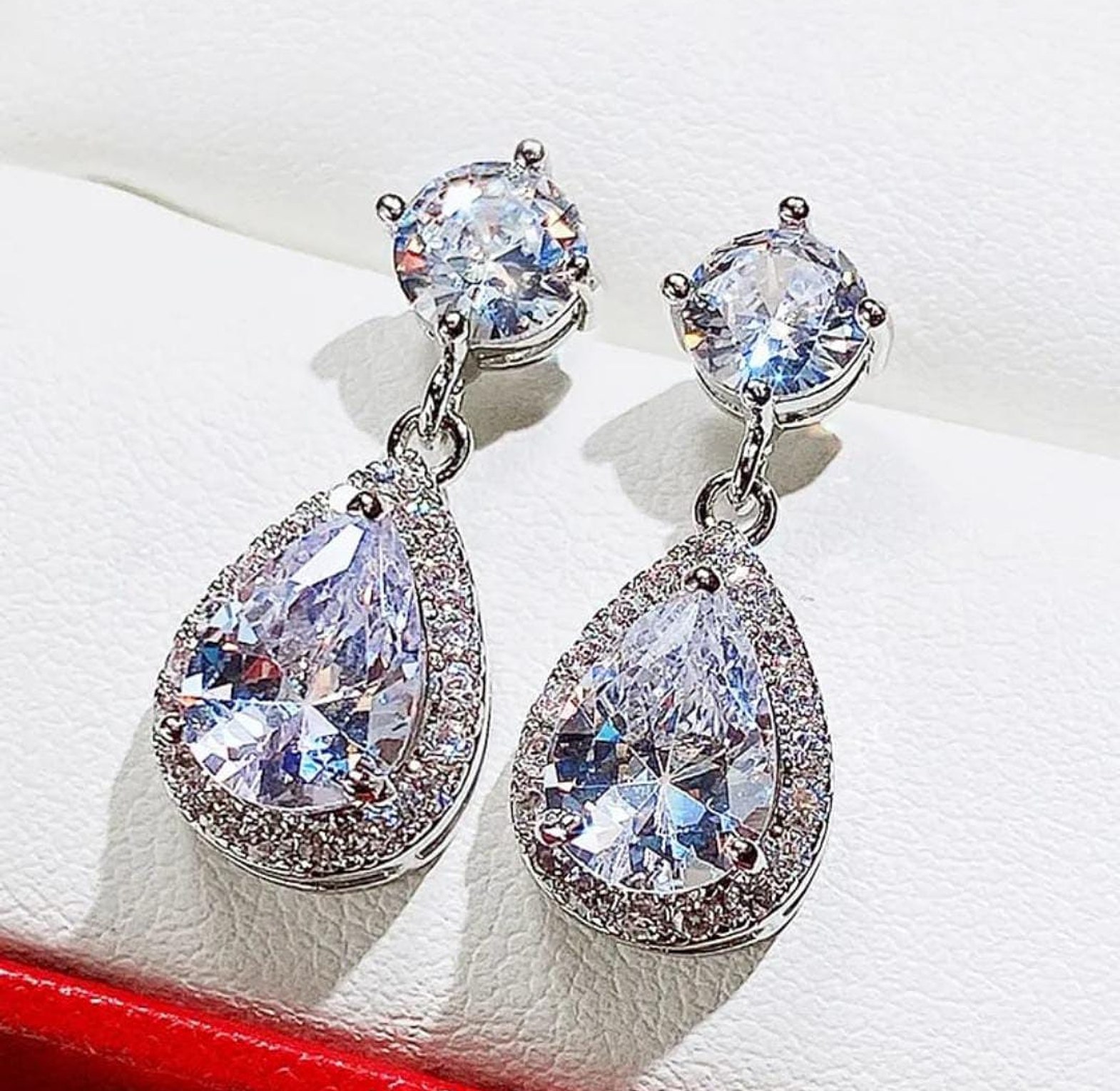 Cubic Zirconia  hypoallerenic  image