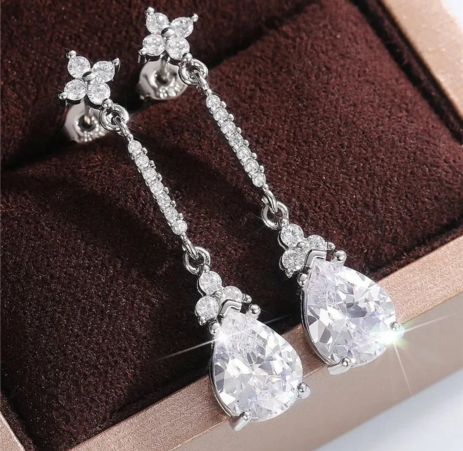 Cubic Zirconia drop earring image