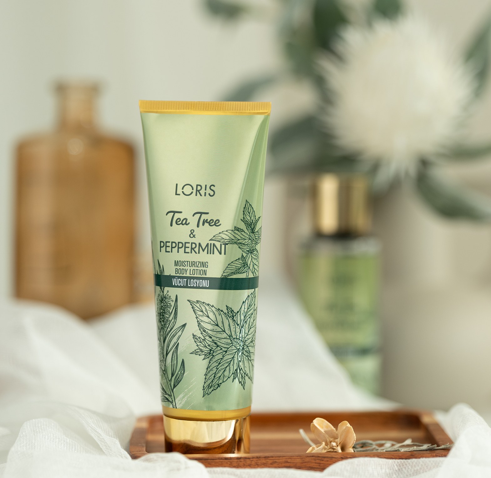 Loris Teatree & Peppermint Lotion 236ml image