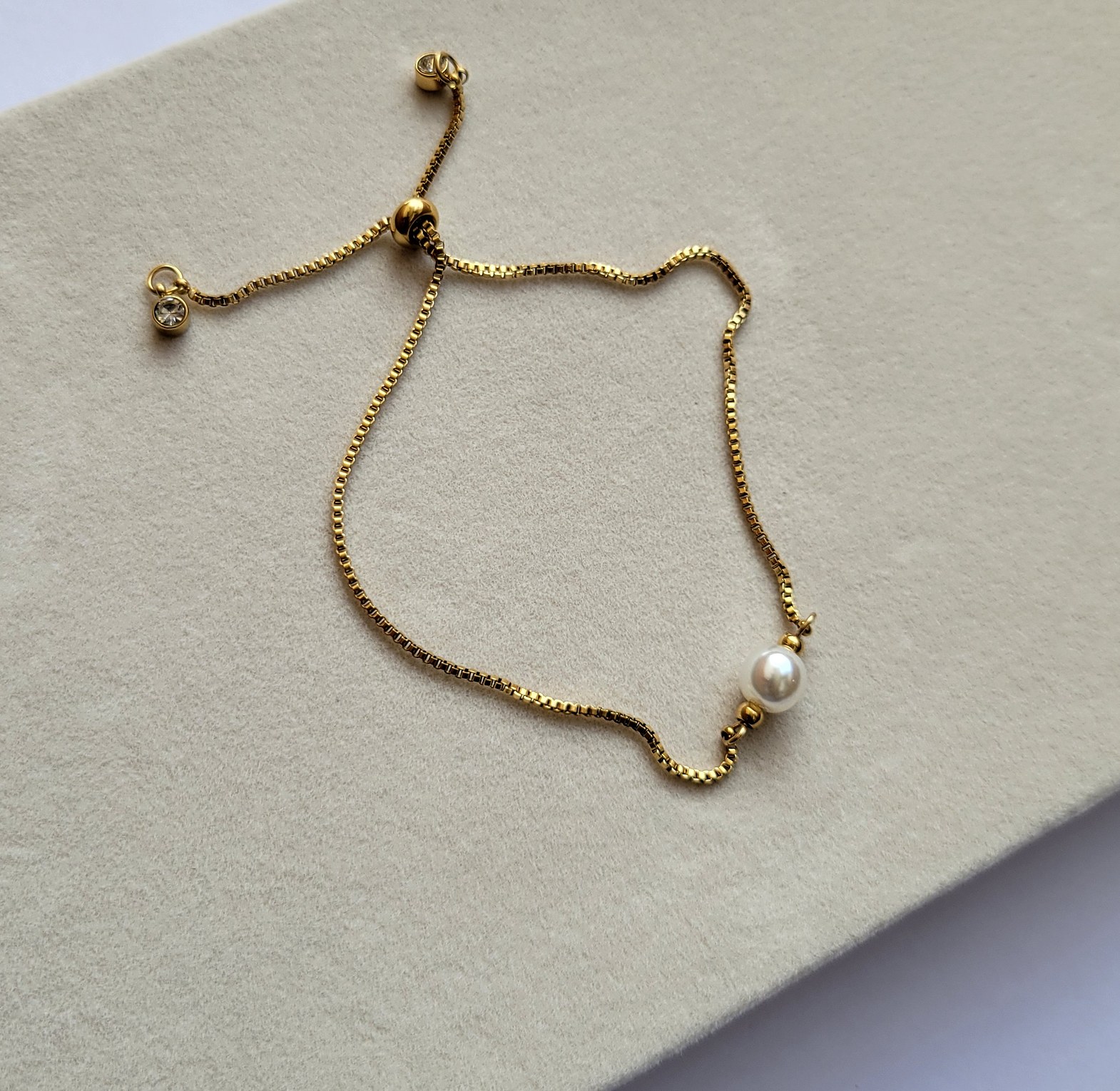 Pearl bracelet  image