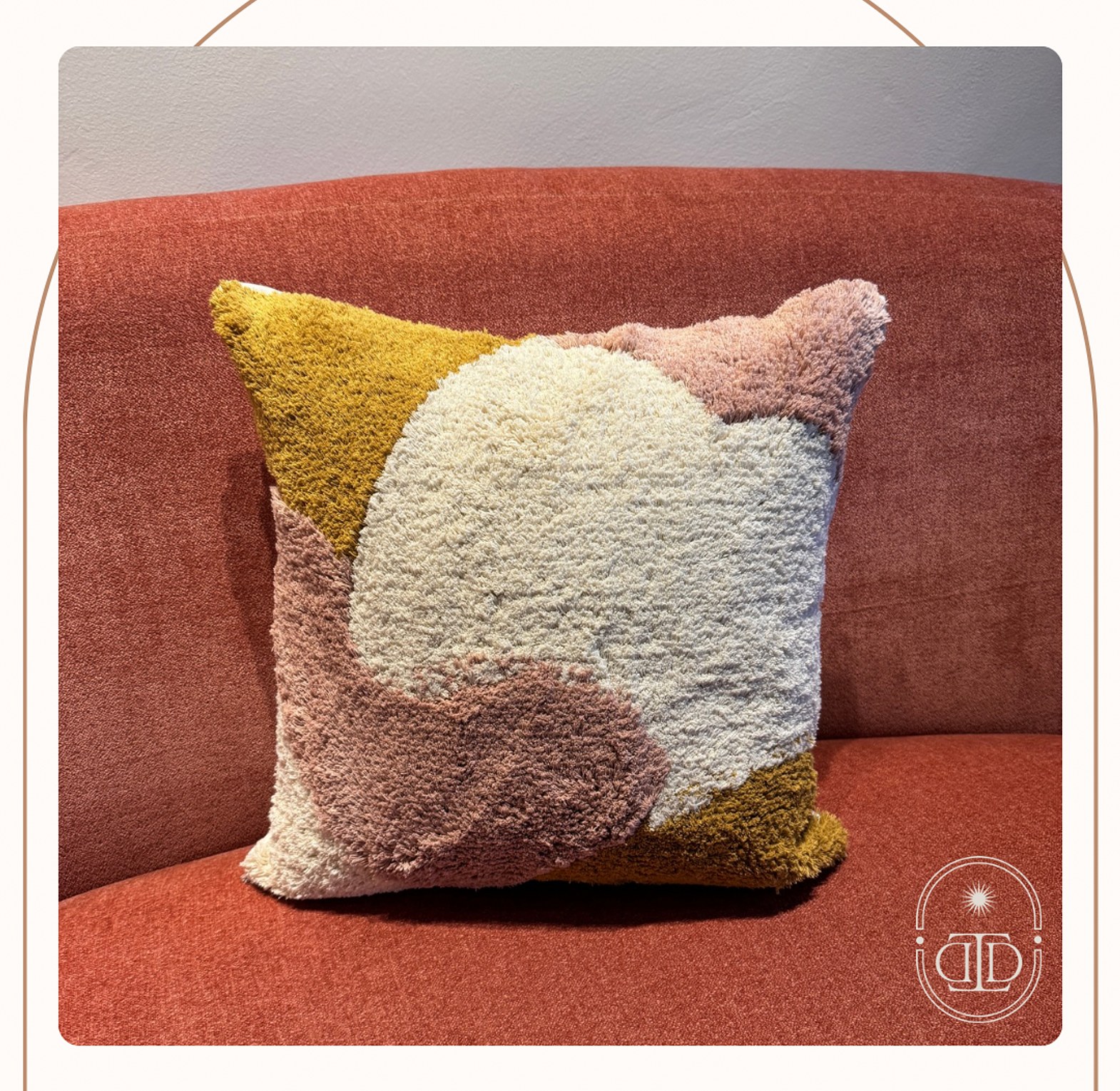 Pink tufted cushion cover. image