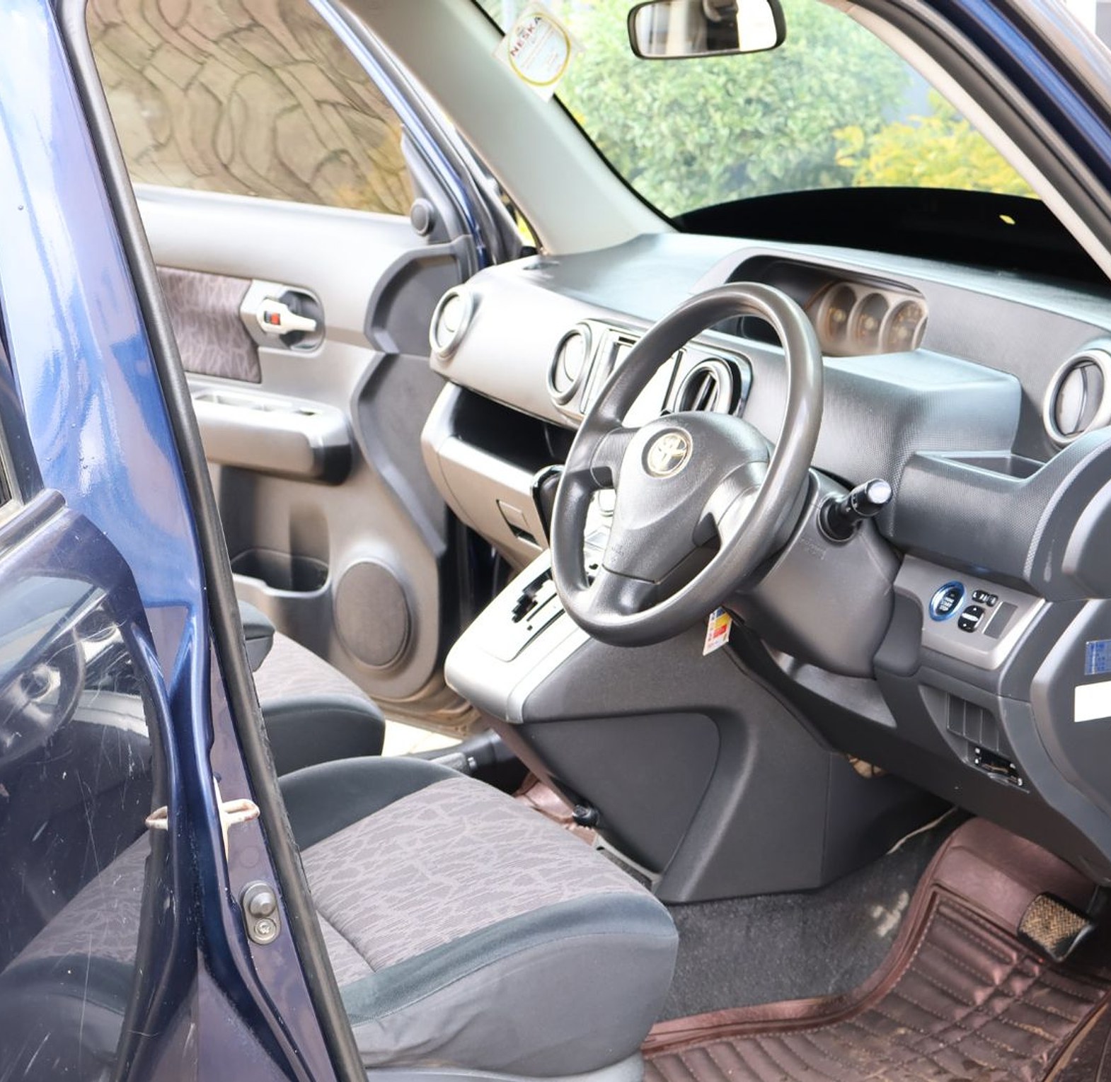  Toyota Rumion KCN,YOM 2010 Model, automatic, Rating 1800cc image