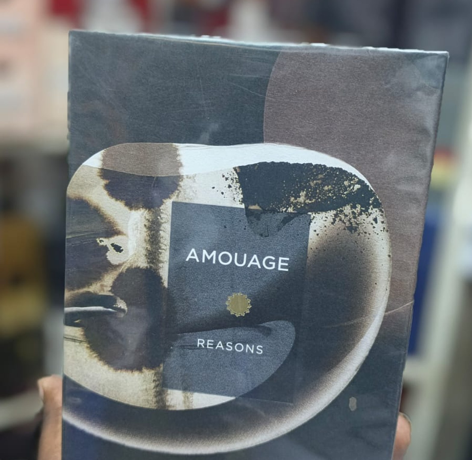 Unisex Fragrance. Amouage Reasons Essence De Parfum.  image