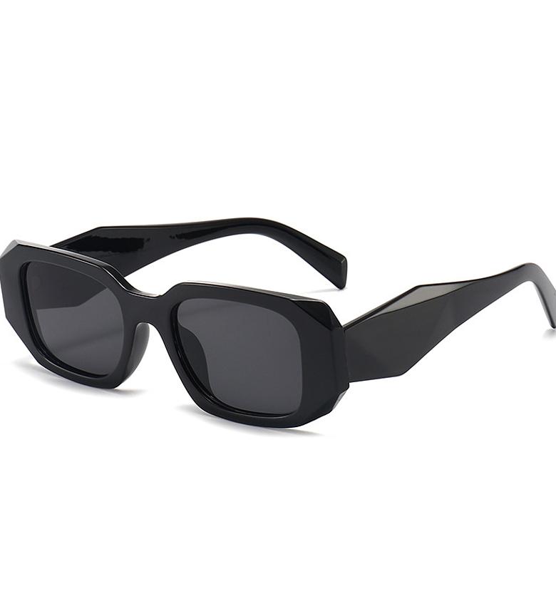 Phantom Black image