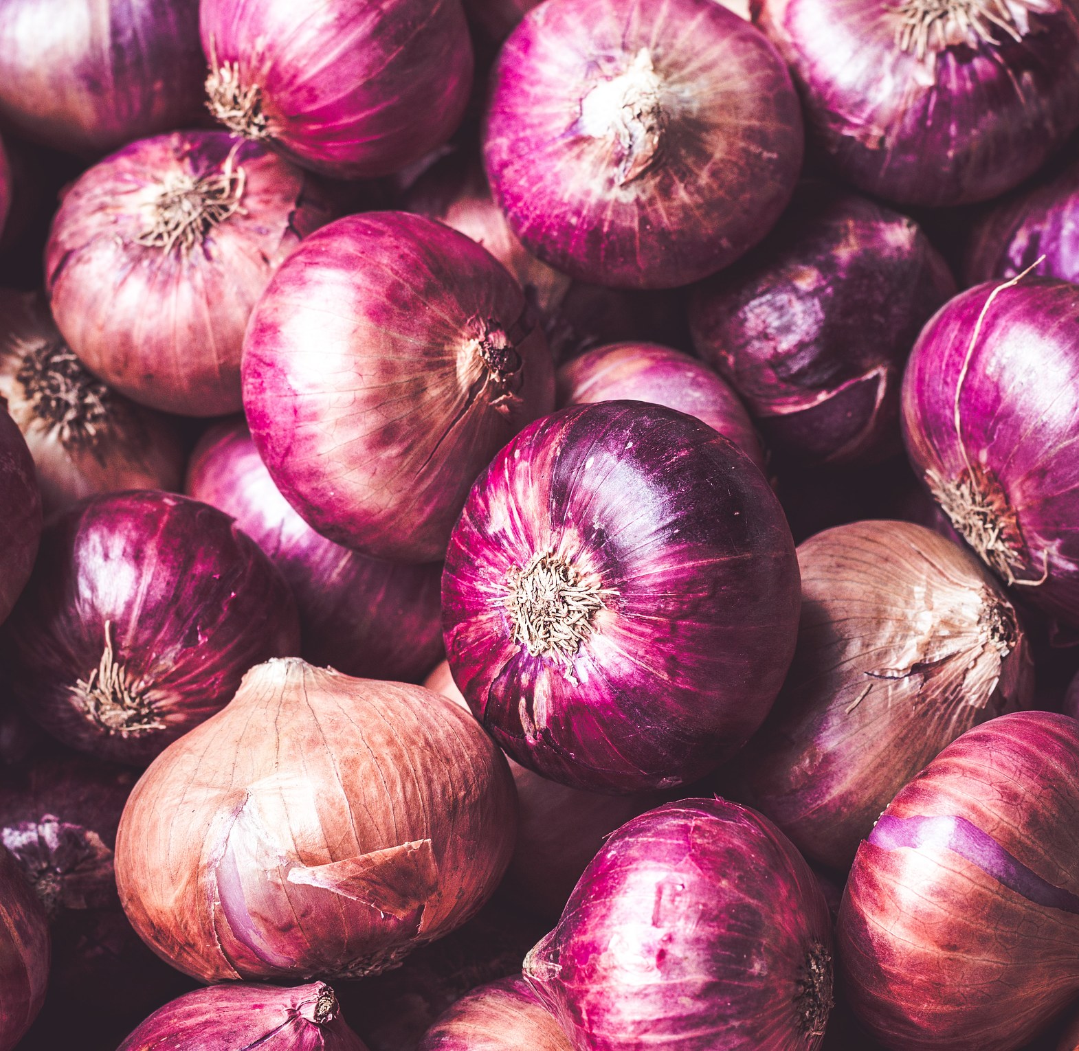 Onions / Kitunguu -Per Kilogram  image