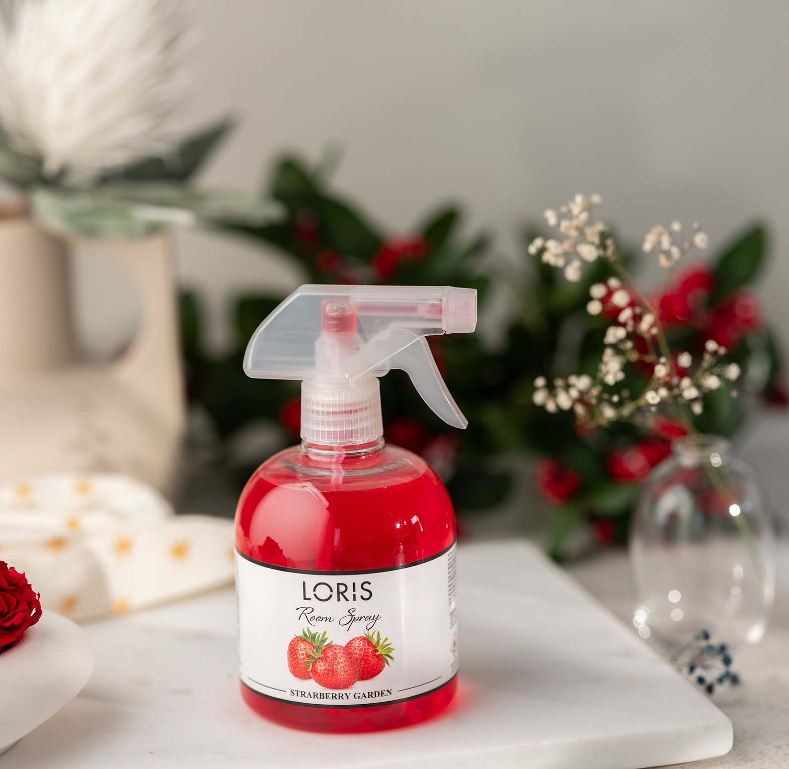 Loris Strawberry Garden Room Spray 500 Ml image